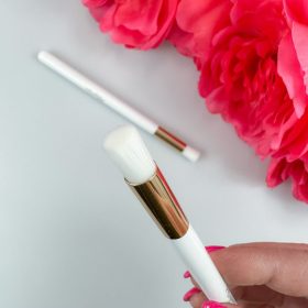 Pillapompa tisztító ecset samponhoz